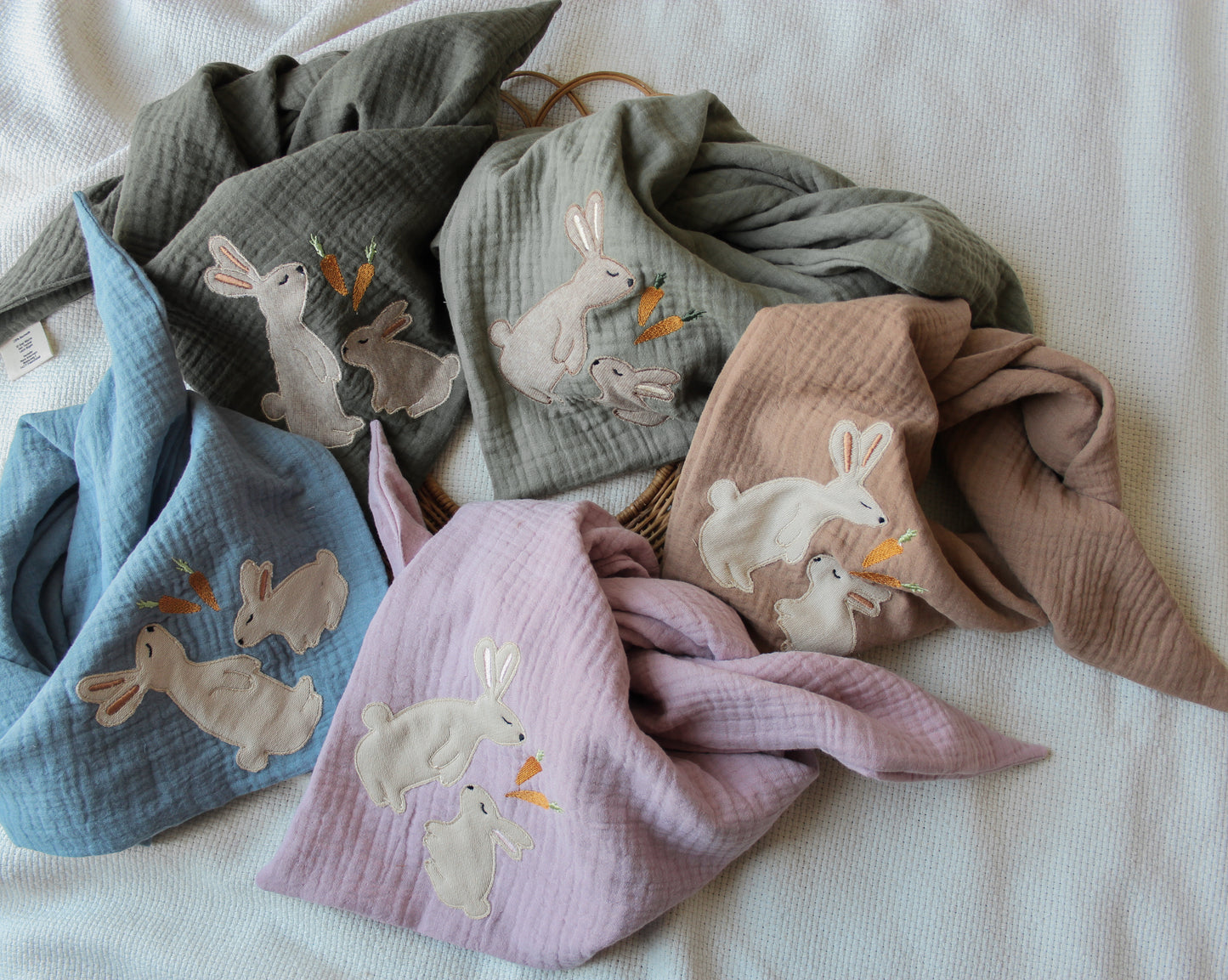 Musselintuch mit Häschen Applikation