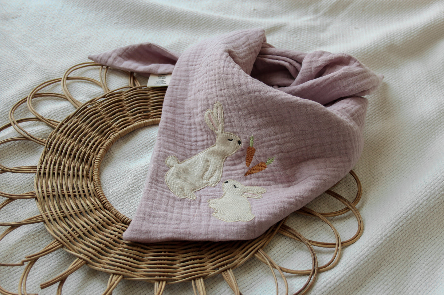 Musselintuch mit Häschen Applikation