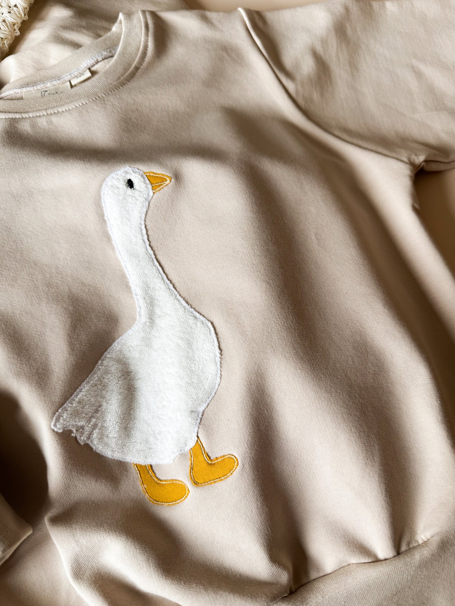 Sofortkauf Sweater mit Gans Applikation